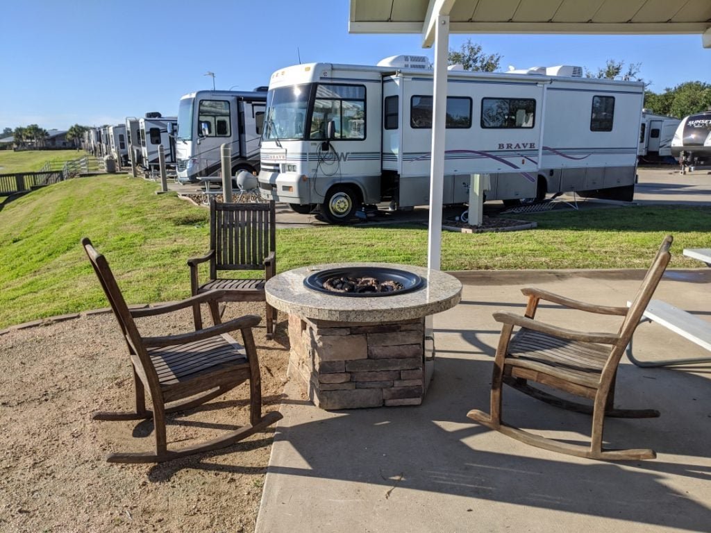 Reasons to Choose Sheldon Lake RV Resort for Your Houston Getaway