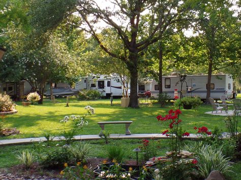 How Sheldon Lake RV Enhances Your Houston Arts and Entertainment Getaway